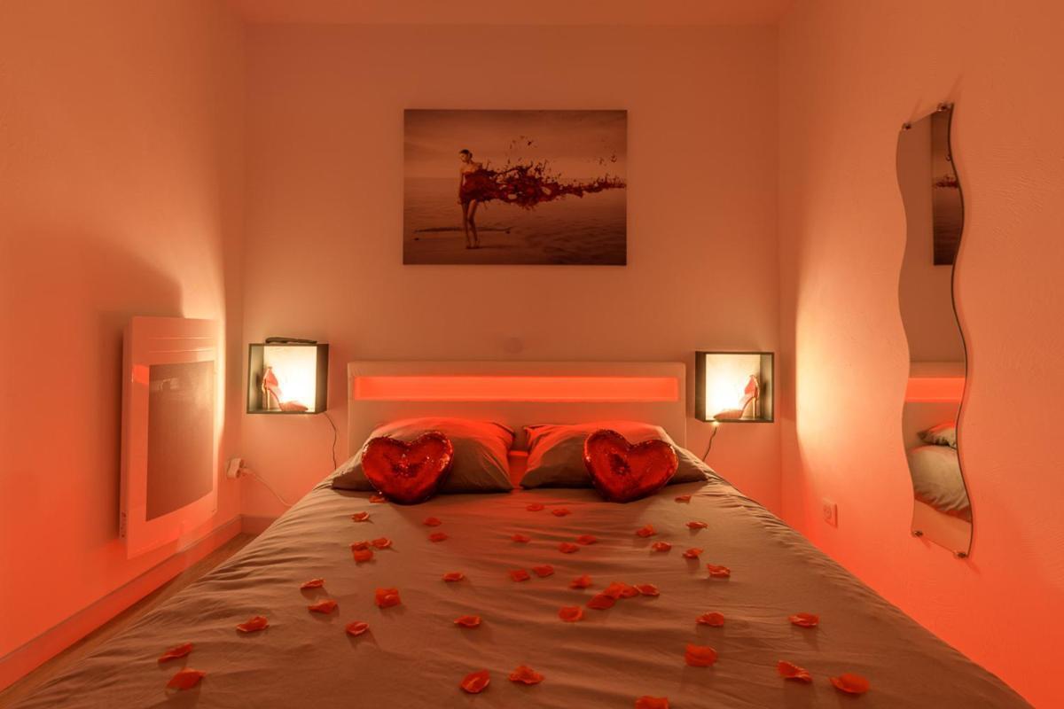 Love Room - Suite Romantique Avec Spa Privatif Le Puy-en-Velay Εξωτερικό φωτογραφία